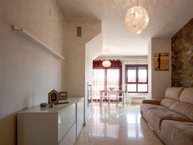 Fantastic penthouse for rent in Aldaia, by the train station