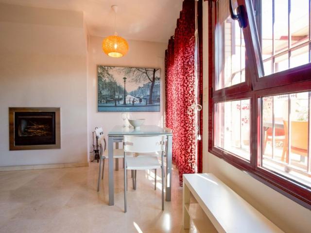 Fantastic penthouse for rent in Aldaia, by the train station