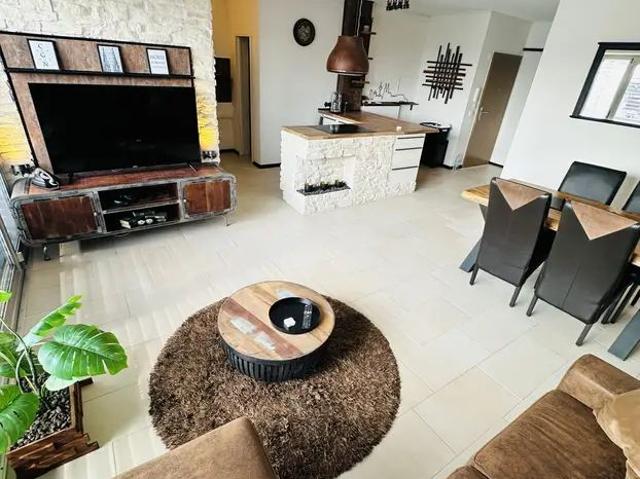 Fantastic quiet attic apartment, XXL bathtub balcony and office in an industrial look, Koln Amsterdam Apartments for Rent