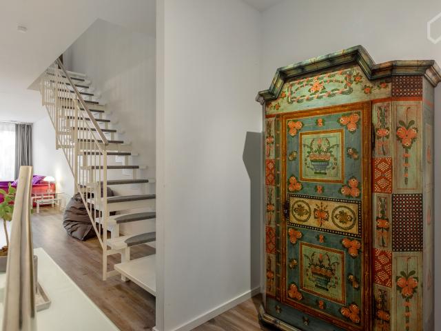 Fantastic, wonderful duplex loft with garden, terrace, garage, wallbox, at down town lifestyle area next to Gym
