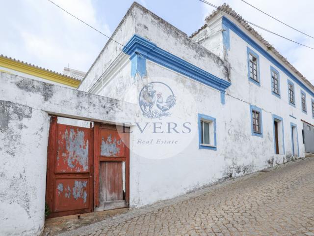 Fantastic Townhouse in the Center of Marmelete