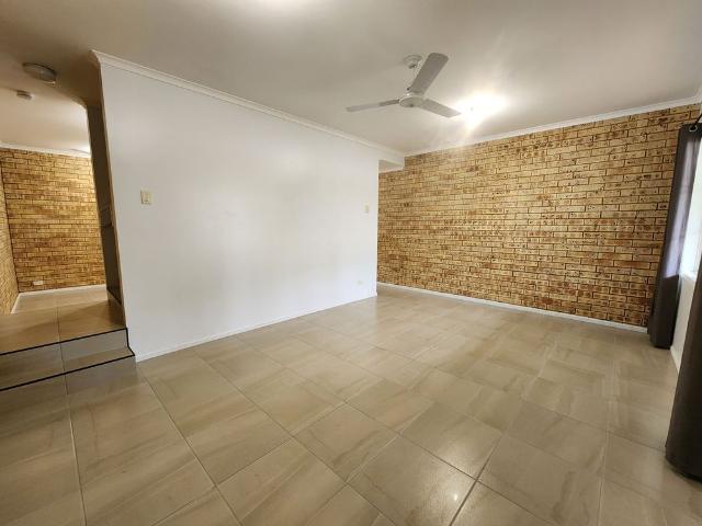 Fantastic Townhouse, Short Stroll to Main Street