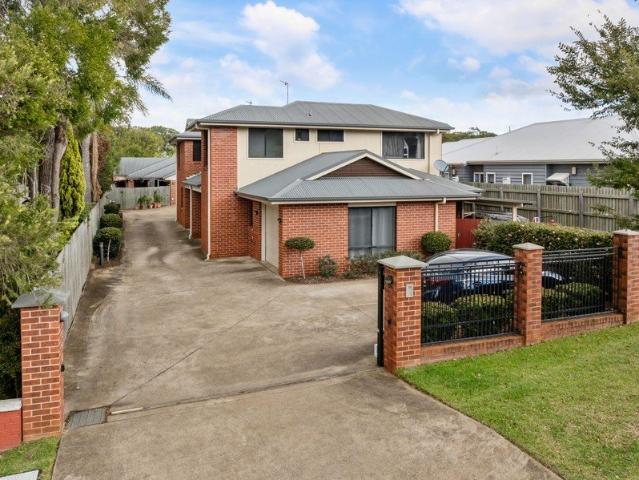 Fantastic Townhouse with Generous Living