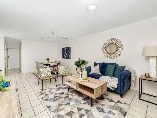 Fantastic Unit on Forrest St