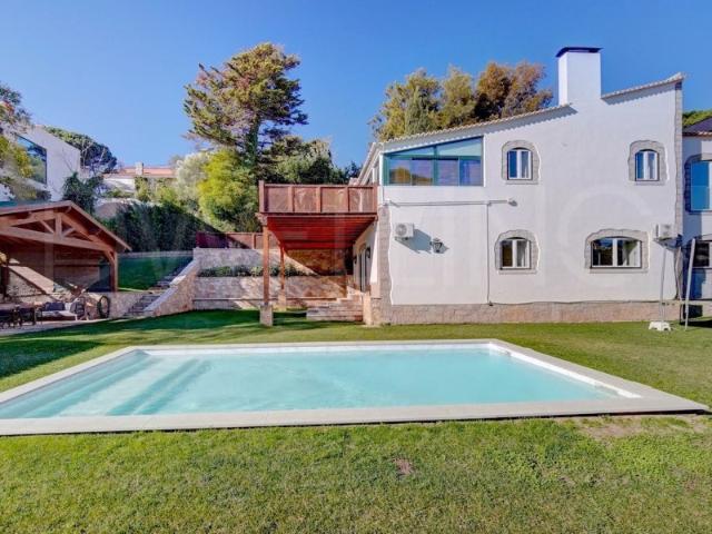 Fantástica moradia em zona premium do Estoril