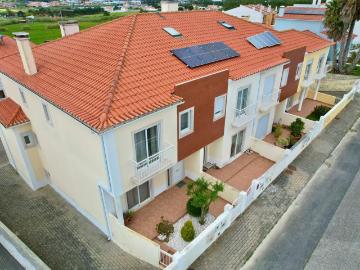 Fantastica Moradia T3 a 5 mint das Praias de Santa Cruz 156m² Silveira