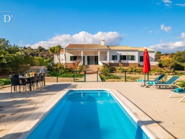Fantastica moradia T4 em Porches, Lagoa 266m² Porches