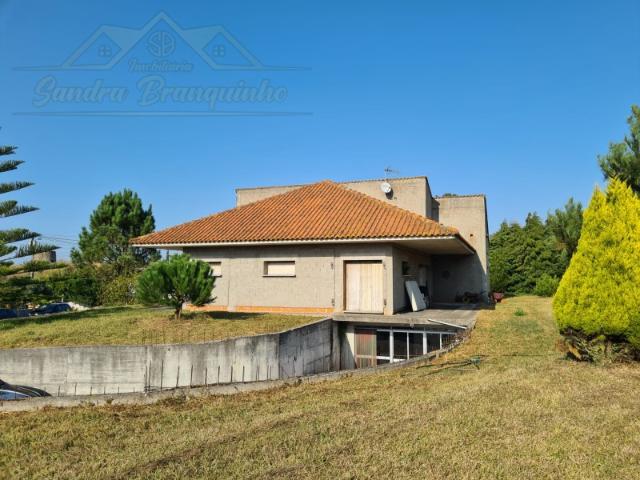 Fantástica Moradia T3+2 com terreno de 5000m2