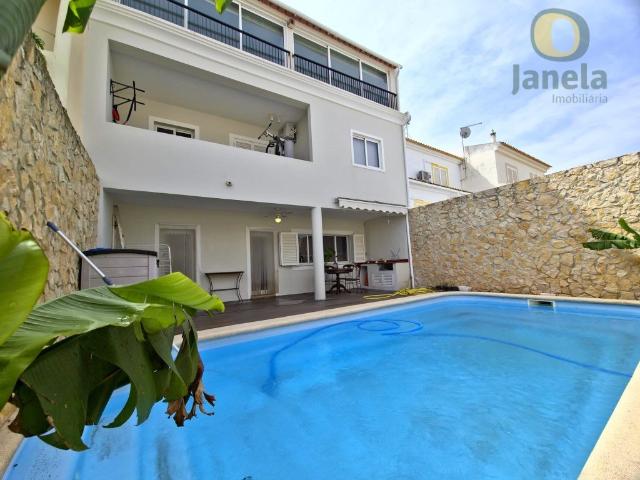 Fantástica Moradia T7, com piscina aquecida, garagem e muito. 187m² Montenegro