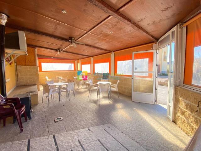 Fantástica oportunidad de negocio Estos dos estupendos local. 151m² Sorbas