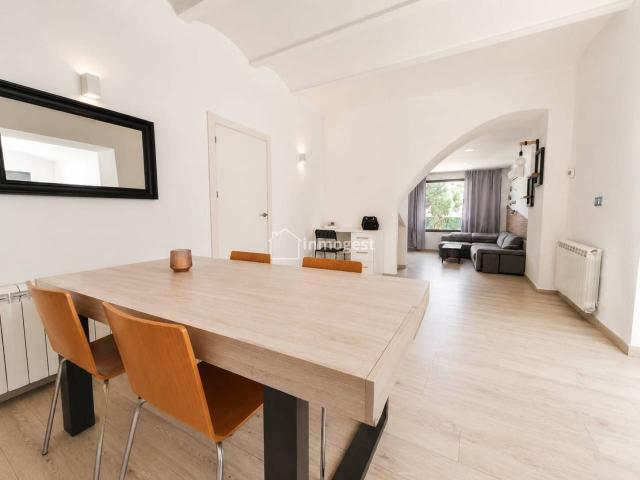 FANTASTICA CASA CON PISCINA EN VENTA EN SARRIÀ DE TER!