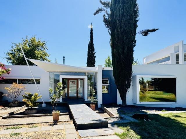 FANTASTICA CASA CONTEMPORANEA