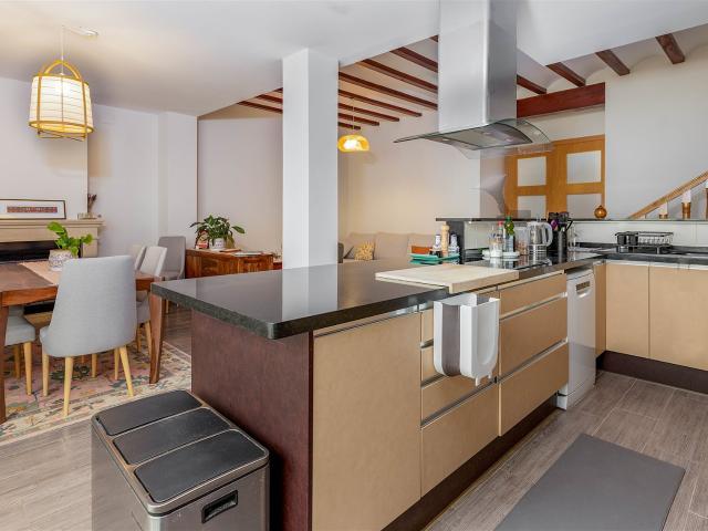 Fantástica casa adosada entre las montañas y el Mar Mediterr. 301m² Xeresa