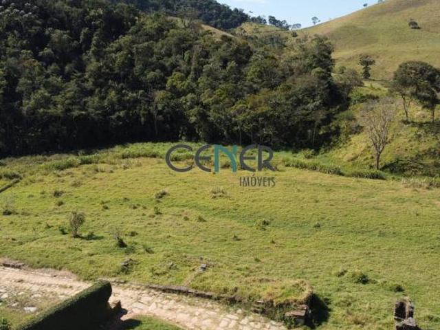 Fantástica fazenda de 155 ha com linda sede histórica na reg de Barbacena