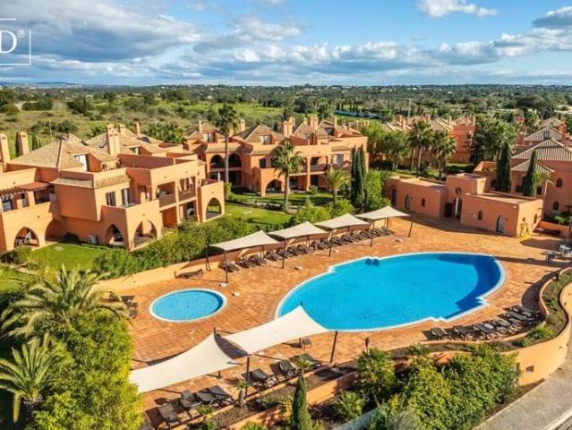 Fantástica penthouse duplex no Amendoeira Golf Resort 190m² Alcantarilha e pêra
