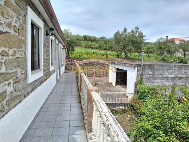 Quinta com Vista sobre o Douro Vinhateiro | Poiares Peso da Régua