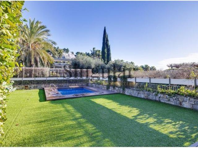 Fantastica vivienda con piscina La Bonanova