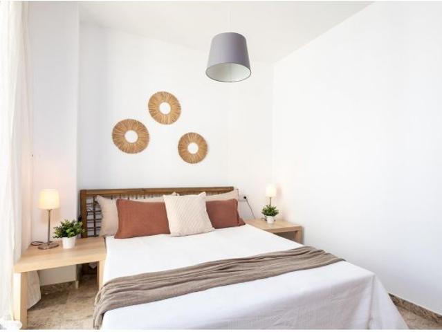 FANTÁSTICA VIVIENDA EN GRAN VÍA FERNANDO EL CATÓLICO