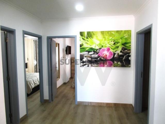 Fantástico Apartamento com Terraço de 65m² Junto à Av. Luísa Tody, Setúbal
