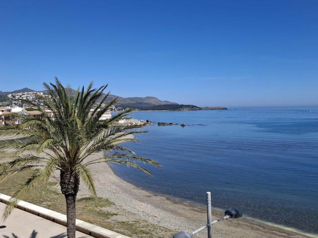 Fantástico apartamento en alquiler en El Port de Llançà