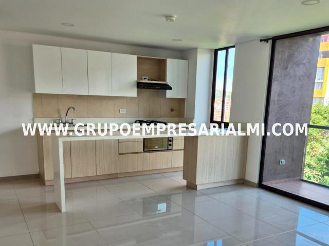Fantástico Apartamento En Arriendo Sector Los Rosales Cod: 33514