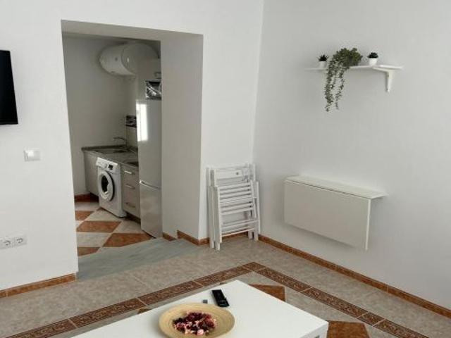 FANTASTICO APARTAMENTO EN EL CENTRO AMUEBLADO