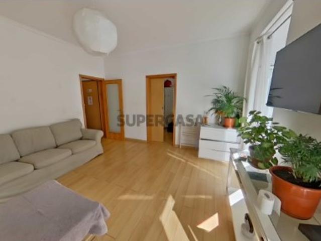 Fantástico Apartamento T4 com Licença AL nos Anjos em Lisboa