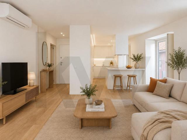 Fantástico Apartamento T1, Luminoso e com Varandim no Coraçã. 54m² Misericórdia