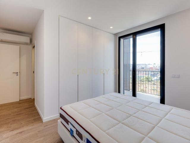 Fantástico Apartamento T2 Totalmente Mobiliado no Empreendimento Villa Beato Nuno, em Fátima!