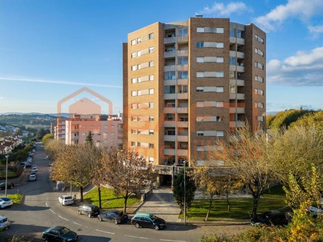 Fantástico apartamento T3 com Terraço e localização de excel. 123m² Real, Dume e Semelhe