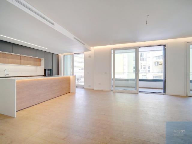Fantástico Apartamento T3 Perto da Praia da Parede, Cascais 207m² Carcavelos e Parede