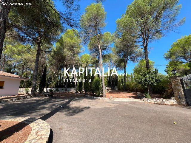 Fantástico chalet a la venta en Ontinyent, zona de Helios