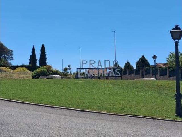 FANTASTICO CHALET INDEPENDIENTE CON PISCINA EN URBANIZACIÓN PRADO ENCINAS