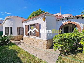 Chalet Independiente en Els Poblets ¡Tu Refugio Mediterrán. 90m² Els Poblets