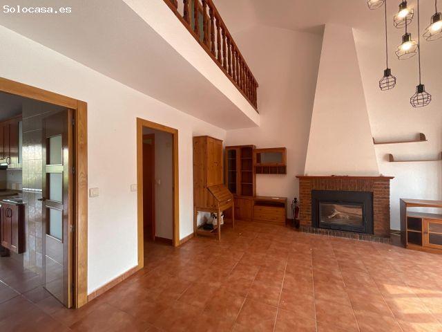 FANTASTICO DUPLEX EN EL ALAMILLO EN RESIDENCIAL CON PISCINA Y APARTAMENTO INDEPENDIENTE