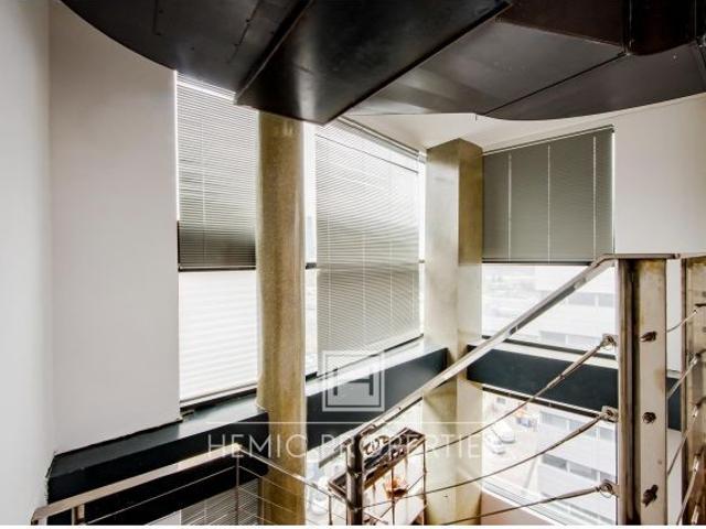Fantástico loft en esquina listo para entrar a vivir