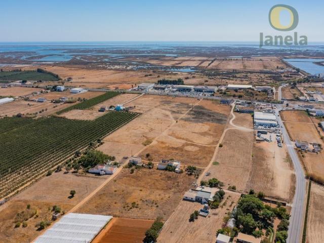 Fantástico lote junto estrada nacional 125 para habitação e. 280m² Faro Sé e São Pedro