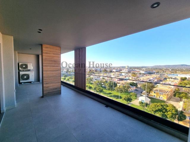 Fantástico penthouse T5 de luxo, com garagem e piscina priva. 351m² Faro Sé e São Pedro