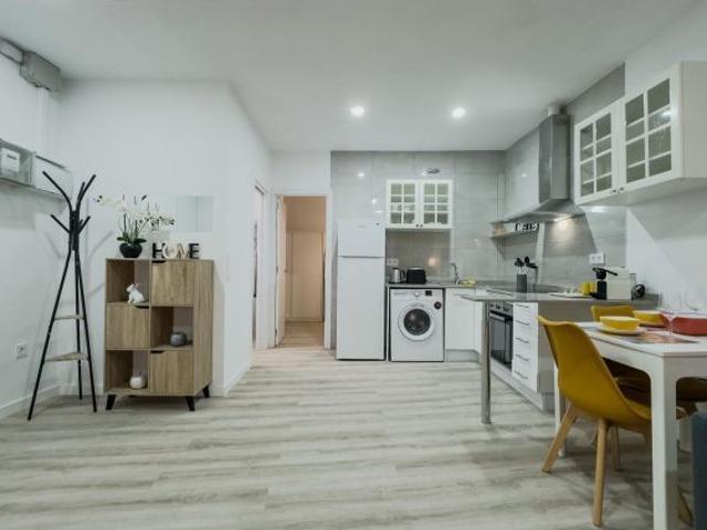 Fantástico Piso con Encanto en el Raval ALQUILER TEMPORADA 31 DIAS A 12 MESES
