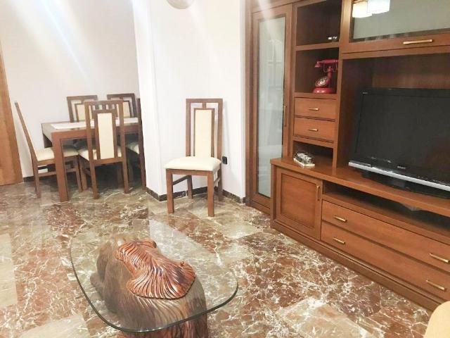 FANTÁSTICO PISO SITUADO EN PLENO CENTRO DE JAÉN CON LICENCIA DE USO TURÍSTICO!