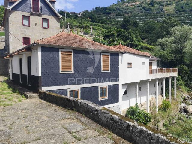 Fantástico T4 Renovado em Resende