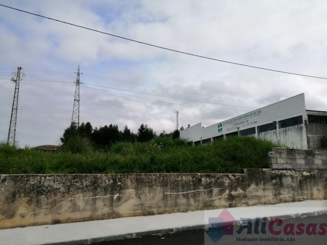 Fantastico Terreno C/2 frentes P/construção de Moradias