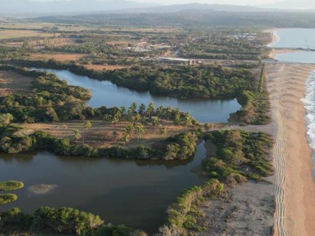 Fantásticos terrenos de inversión en venta, Playa Zacualpan, Nayarit
