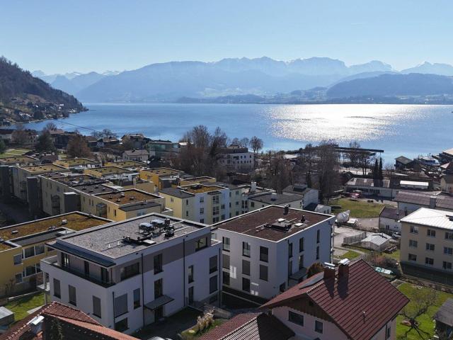 Fantastische 2 Zimmer Terrassenwohnung mit Seeblick | absolut neuwertig