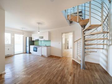 Fantastische 4 Zimmer Maisonettewohnung mit Balkon und Loggia