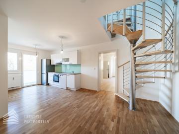 Fantastische 4 Zimmer Maisonettewohnung mit Balkon und Loggia