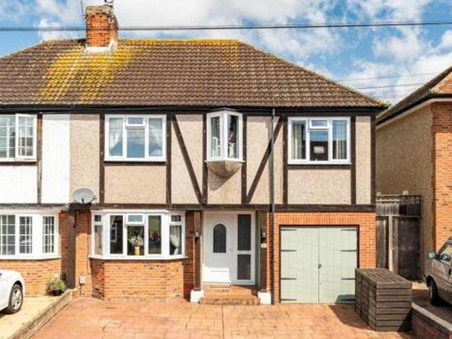 Fanshawe Crescent, Ware, 4 Bedroom Semi detached