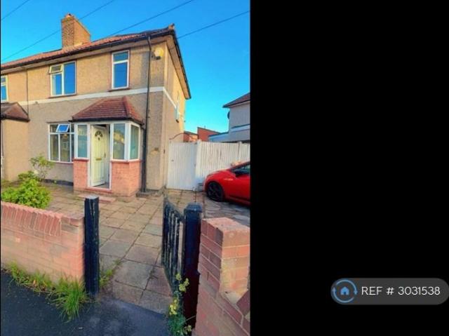 Fanshawe Crescent, Dagenham, RM9 3 bed semi detached house to rent £2,000 pcm £462 pw