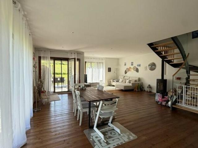 FAOUG VD 4.5 pièces duplex au rez de chaussée