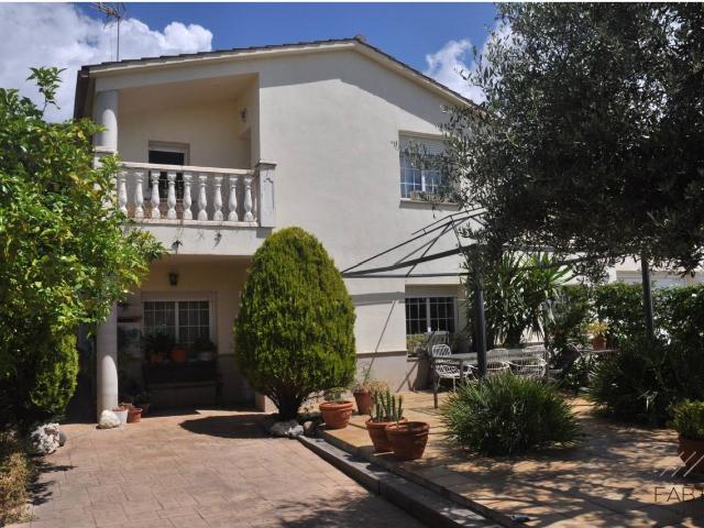 Fabter Realty presenta espectacular casa en Els Saulons, Caldes de Montbui!